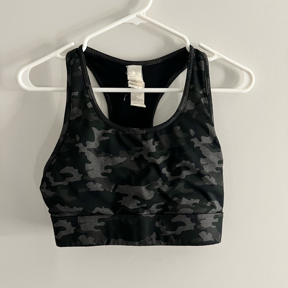 Fabletics sports bra